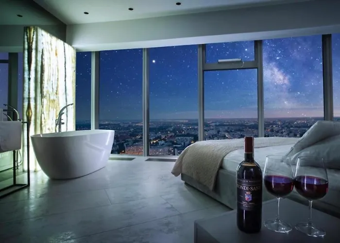 Hanza Tower Lux Jacusi & Sauna & Pool