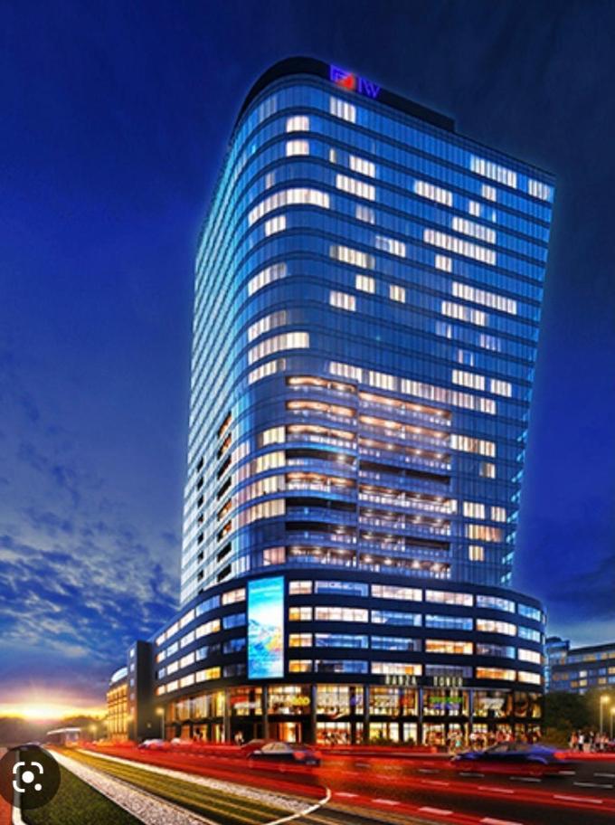 Apartment Hanza Tower Lux Jacusi & Sauna & Pool *
