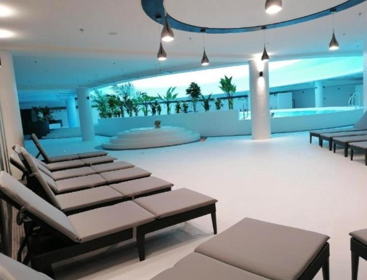Hanza Tower Lux Jacusi & Sauna & Pool * Szczecin